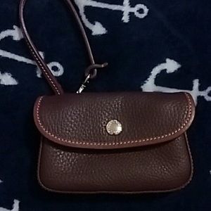 Dooney & Burke wristlet like new